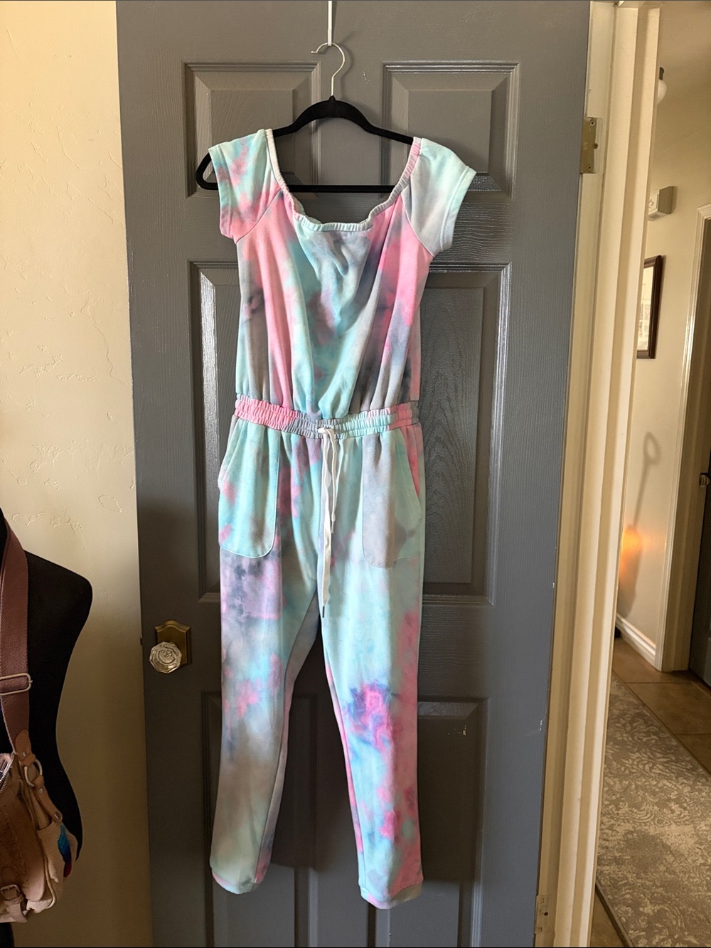 VICI Tie-Dye Scoop Neck Top in Pink & Mint